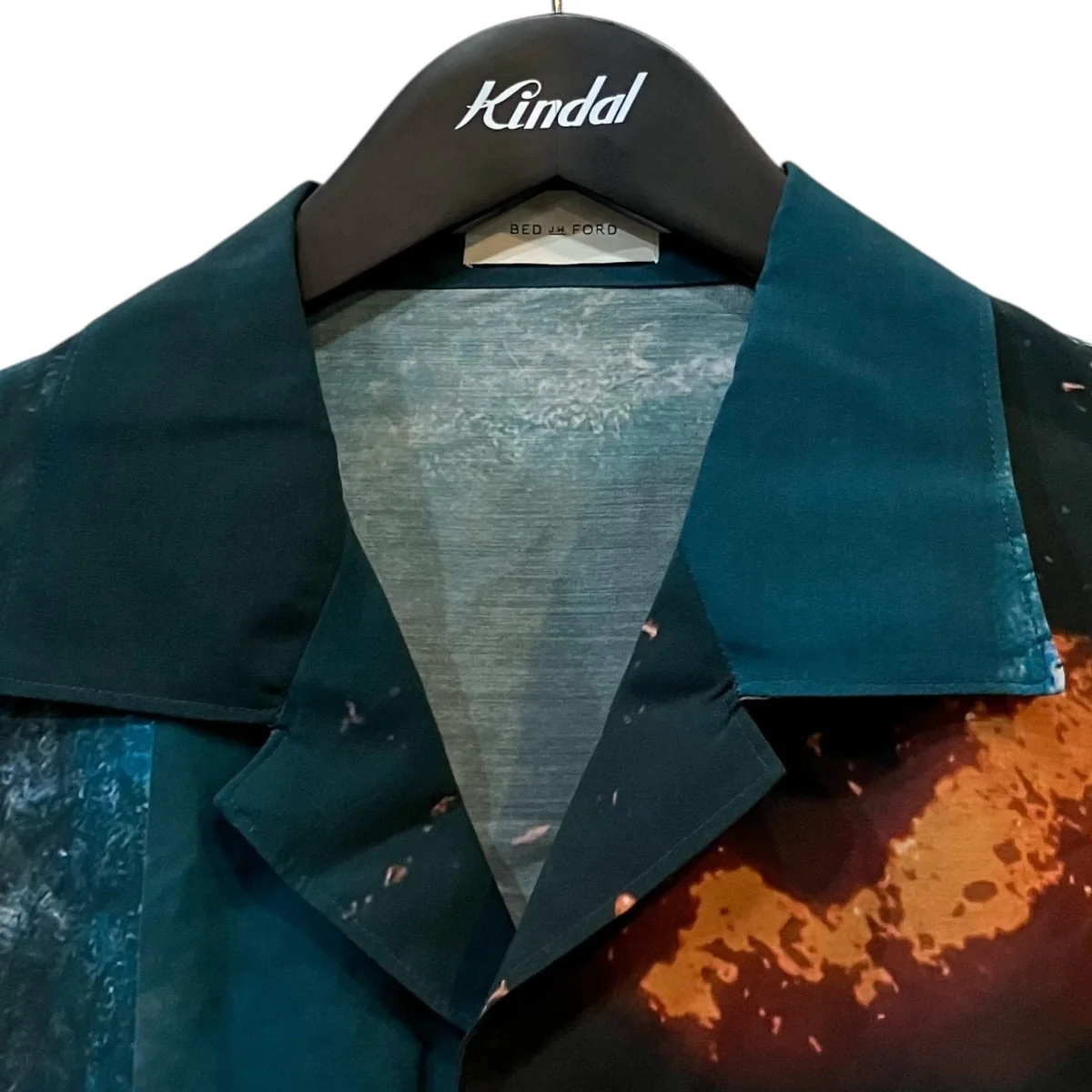 Open collar half sleeve IWAMOTO blouse グラフィックオープンカラー半袖シャツ - Image 3
