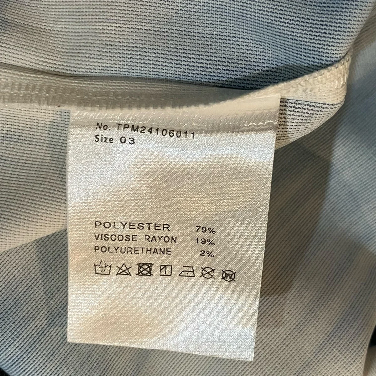 グラフィックルーズTシャツ - Image 6