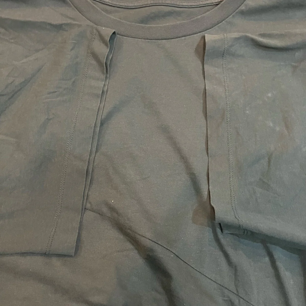 半袖変形カットアウトTシャツ - Image 4