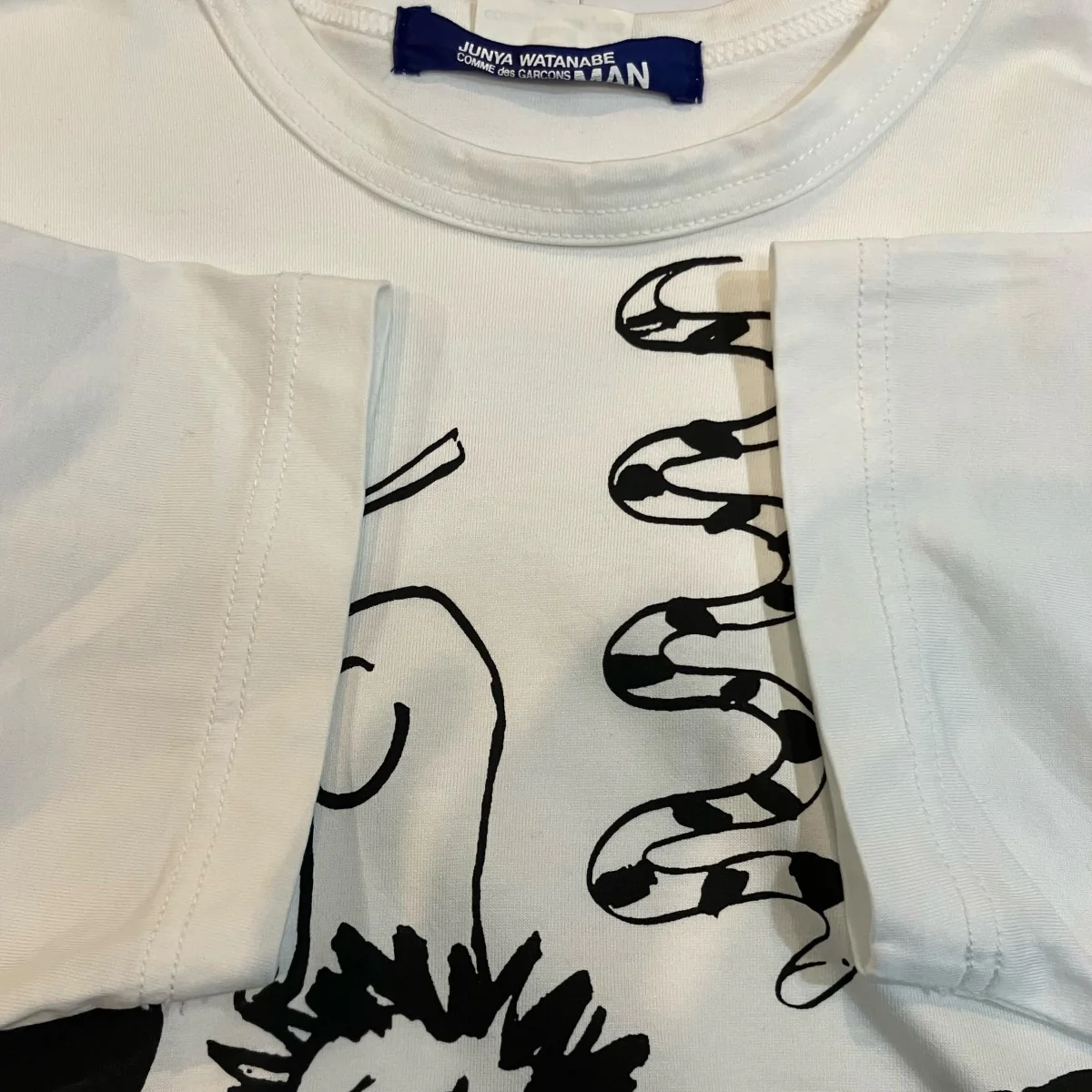 グラフィックTシャツ - Image 4