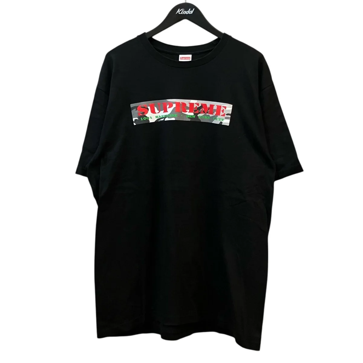 Hard Core Tee カモフラージュ柄ロゴプリントTシャツ