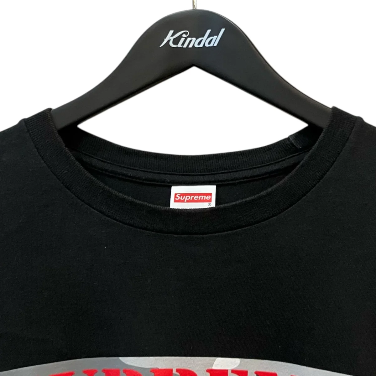 Hard Core Tee カモフラージュ柄ロゴプリントTシャツ - Image 3