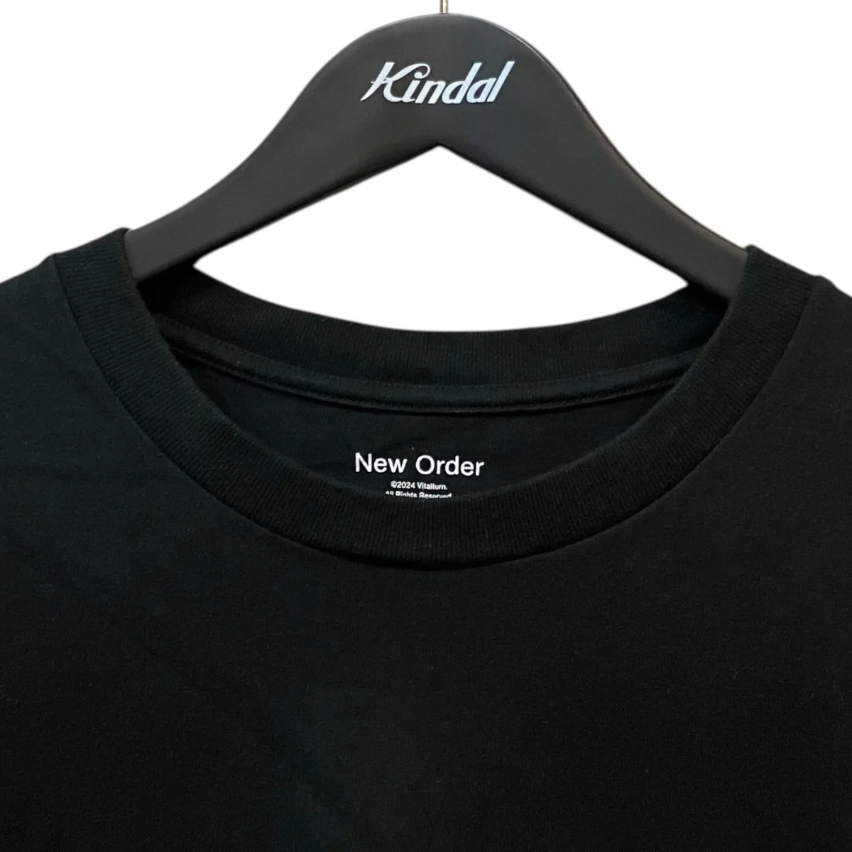 TOUCHED BY THE HAND OF GOD Crewneck T-SH クルーネックプリントTシャツ - Image 3