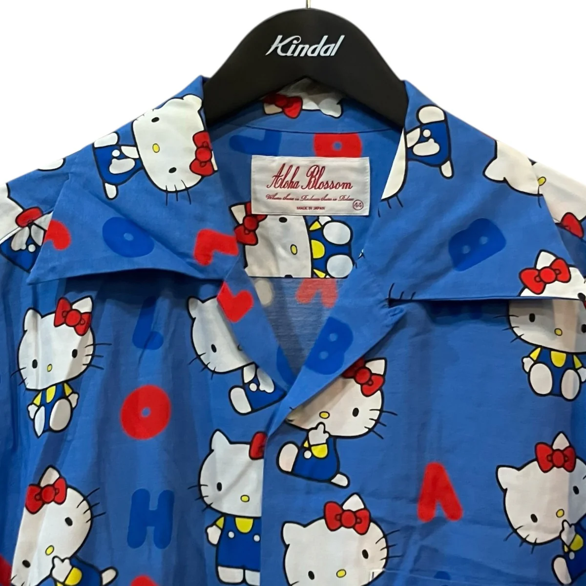 HELLO KITTY ハローキティ柄アロハシャツ - Image 3