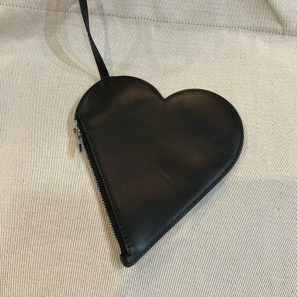 「BORDER BOOK TOTE」ハート型ポーチ付きロゴキャンバストートJ10WC0001 - Image 6