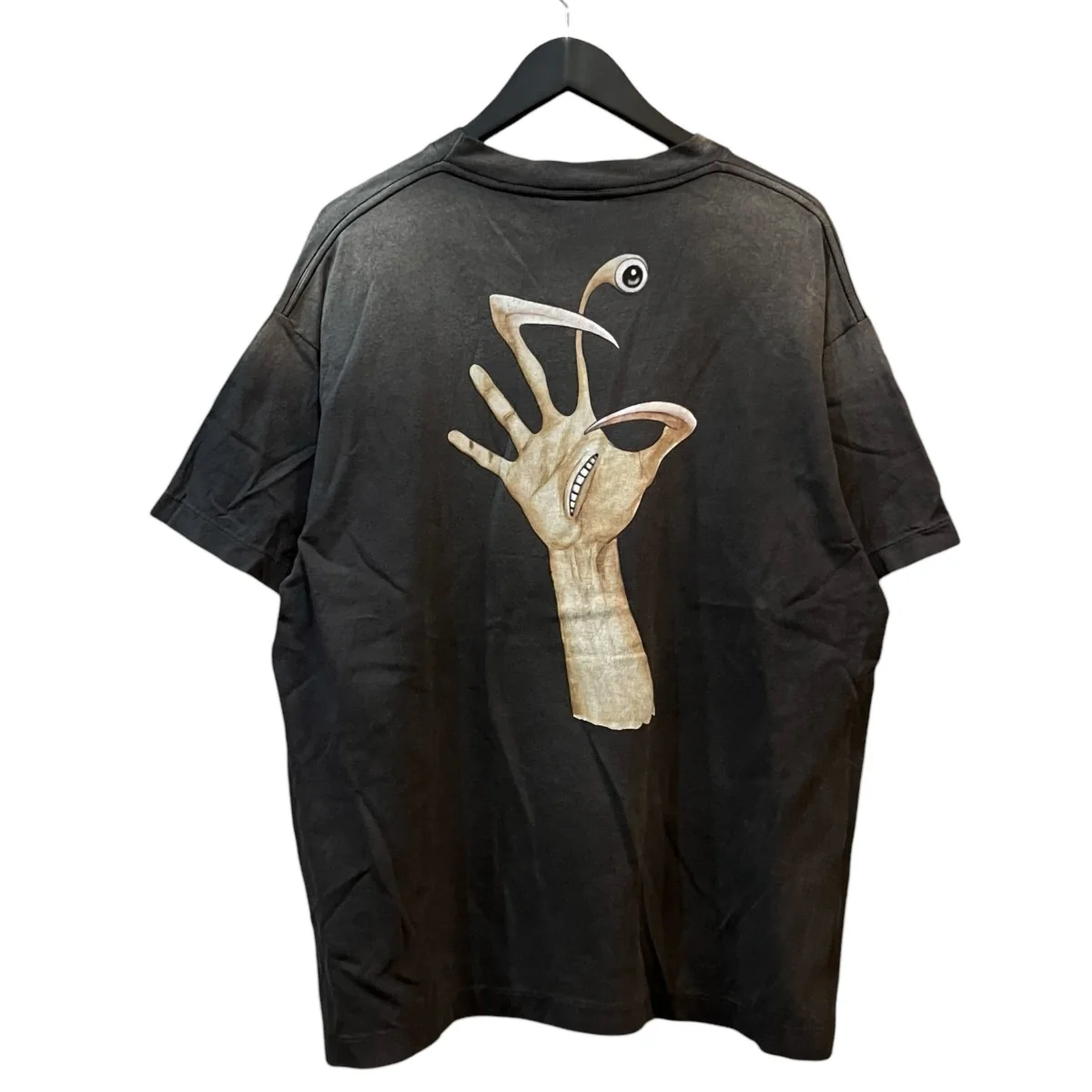 「寄生獣-parasyte KJ SS TEE」プリントTシャツSM HR1 0000 C26 - Image 2