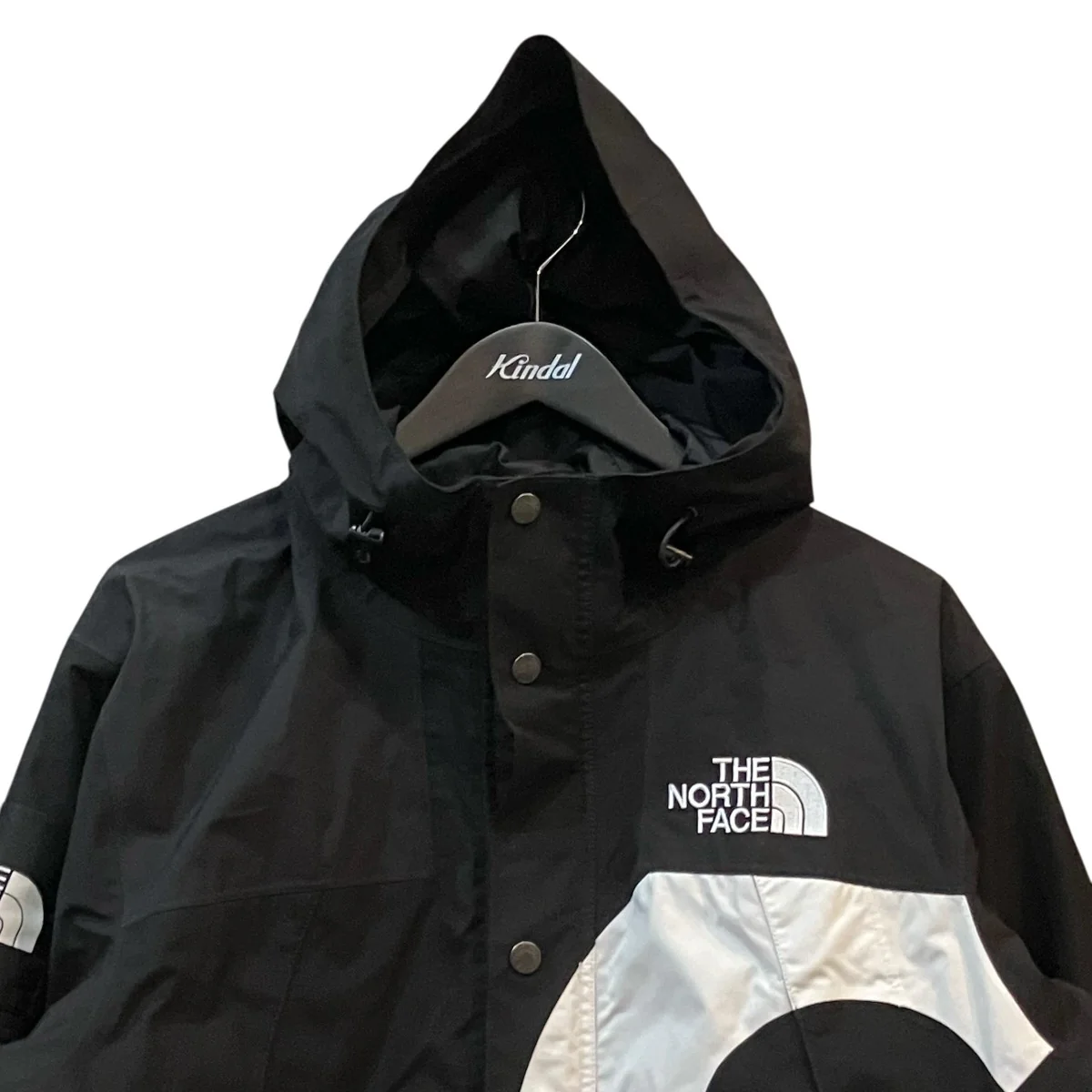 「S Logo Mountain Jacket」Sロゴ マウンテン ジャケットNP620021 - Image 3