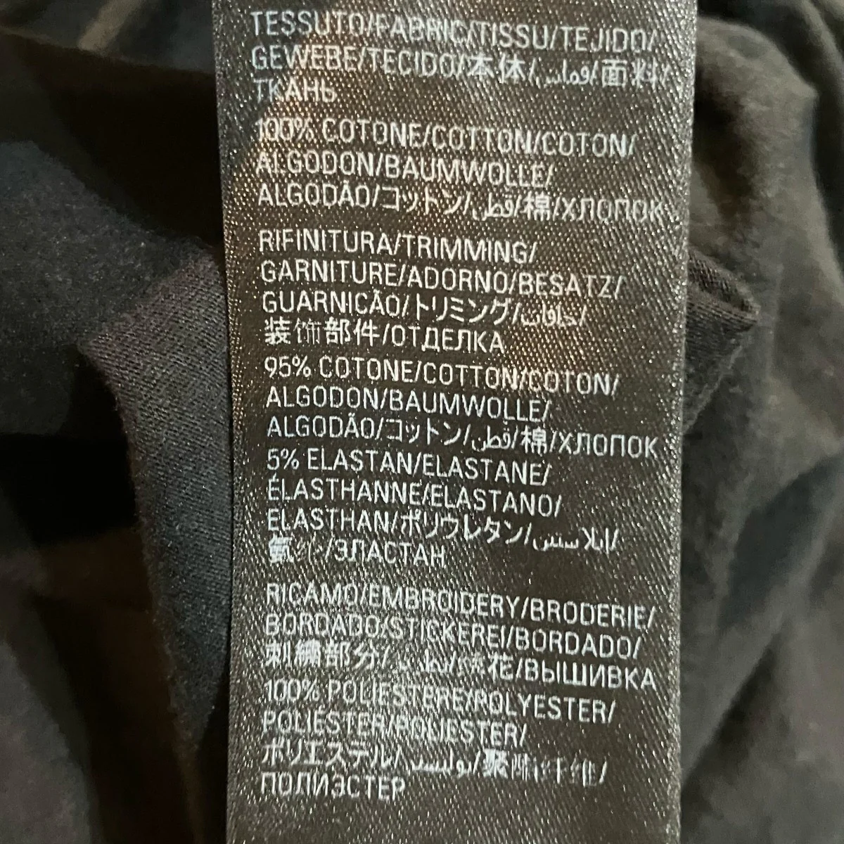 ダメージ加工ネックロゴTシャツ - Image 6