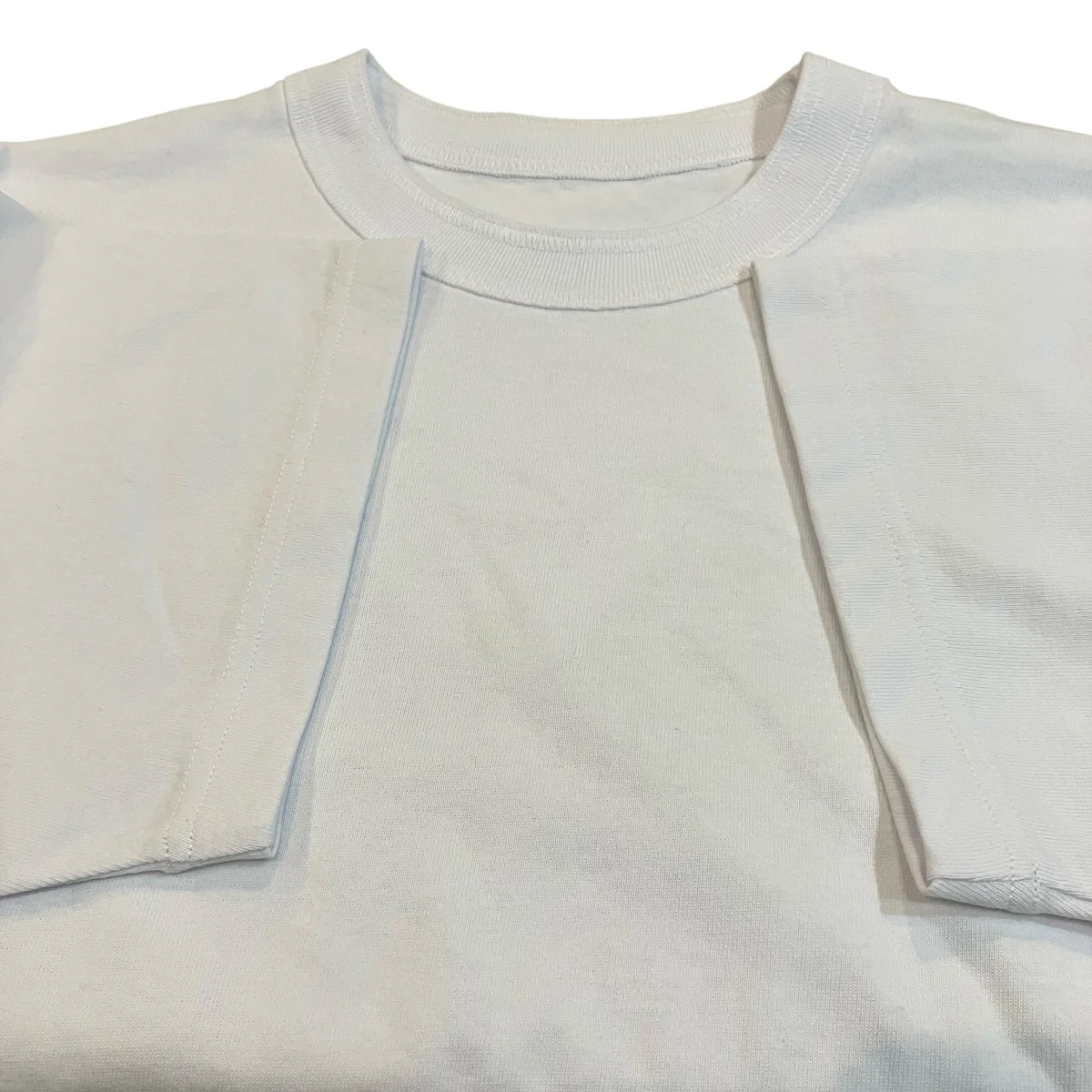 グラフィック刺繍クルーネックTシャツ - Image 4