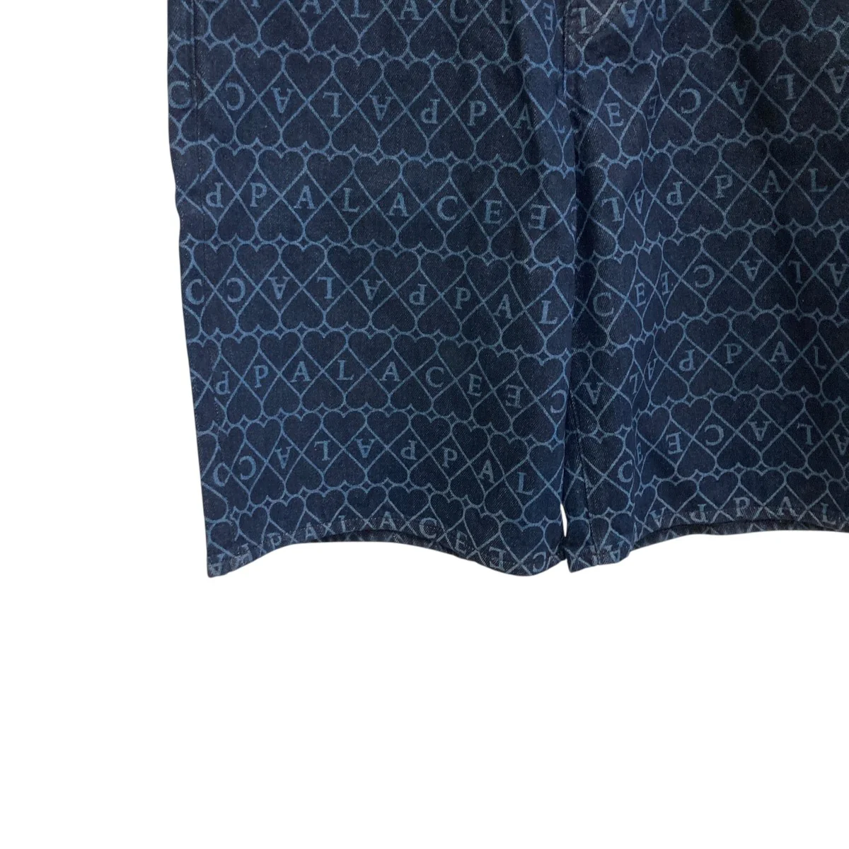 25AWHeart Denim Shortハーフパンツ - Image 4