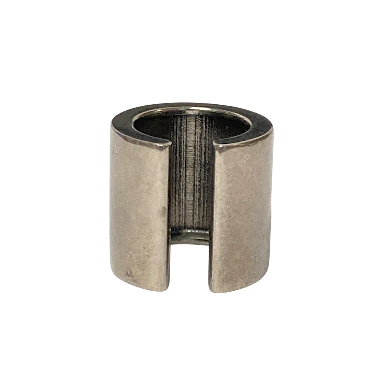 GARAGE EAR CUFF刻印ロゴ イヤーカフ 片耳 - Image 3