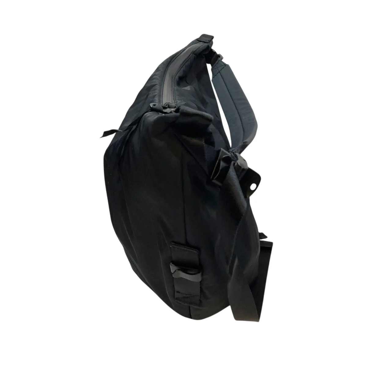 LARGE CRESCENT BAGナイロンバッグMT35 - Image 3