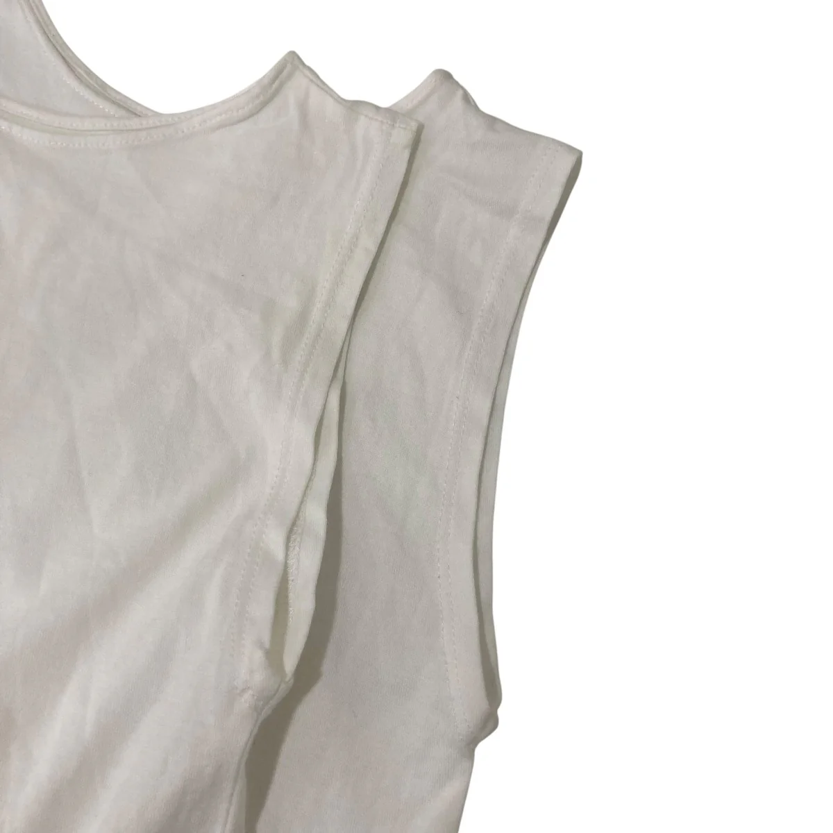 ノースリーブTシャツ - Image 4