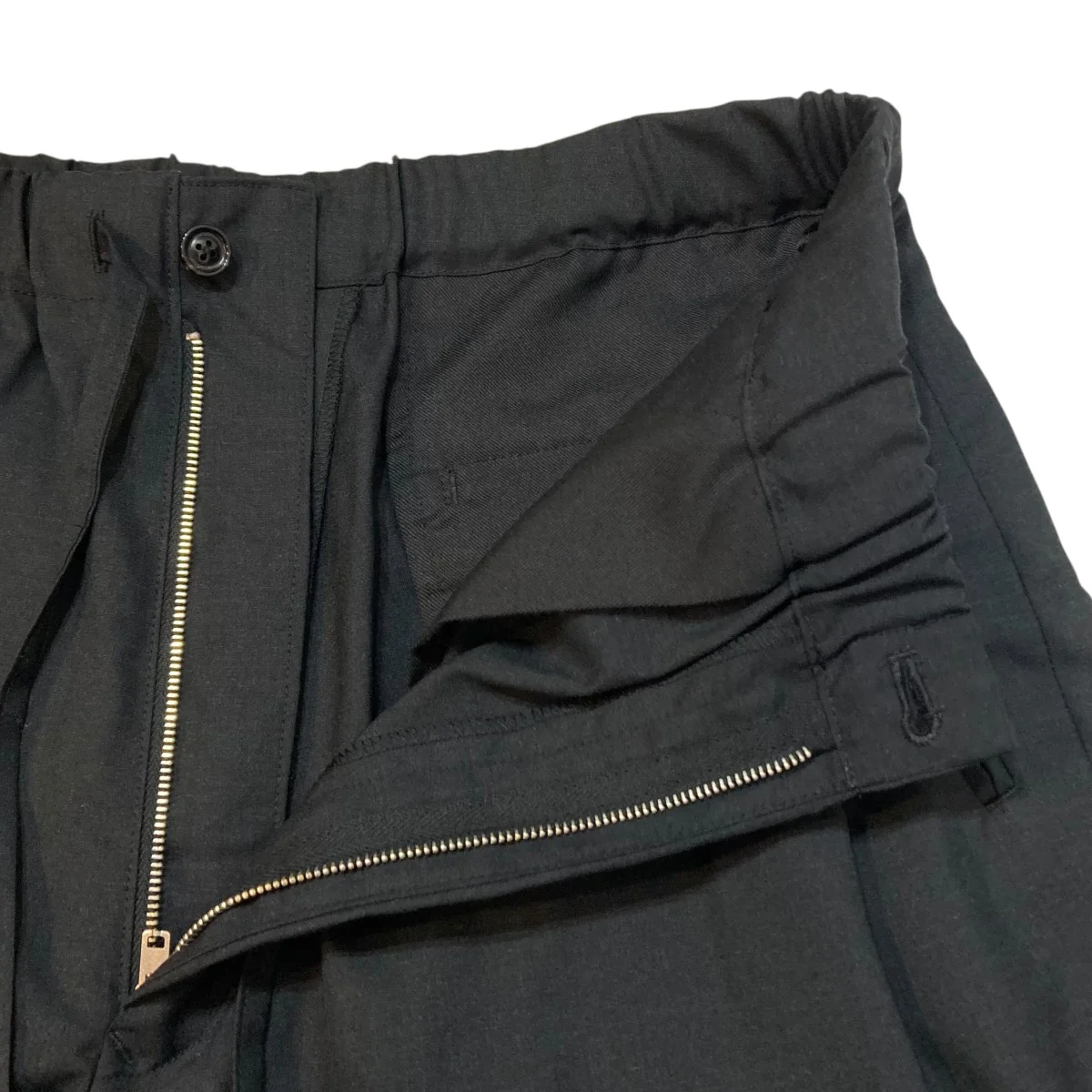 SUPER FINE WOOL TROPICAL DRAWSTRING SHORTSハーフパンツULPT66-KA187 . - Image 4
