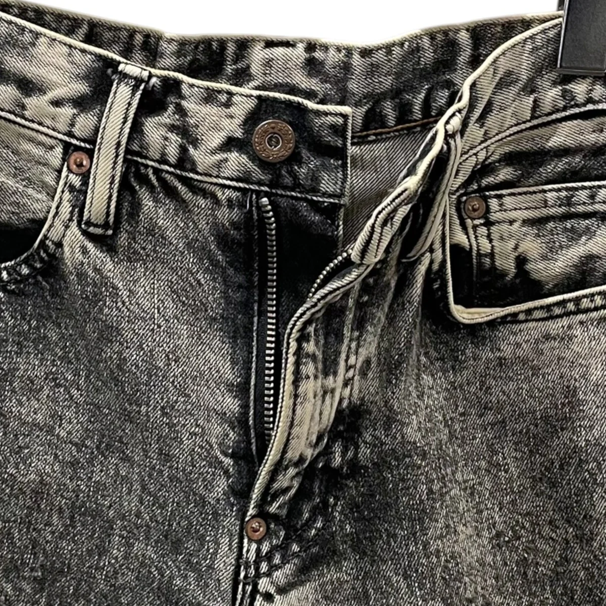 24SS 加工フレアエデニムパンツ CRASHED BLACK MODERN DENIM FLARED TROUSERS 2441000433 - Image 3
