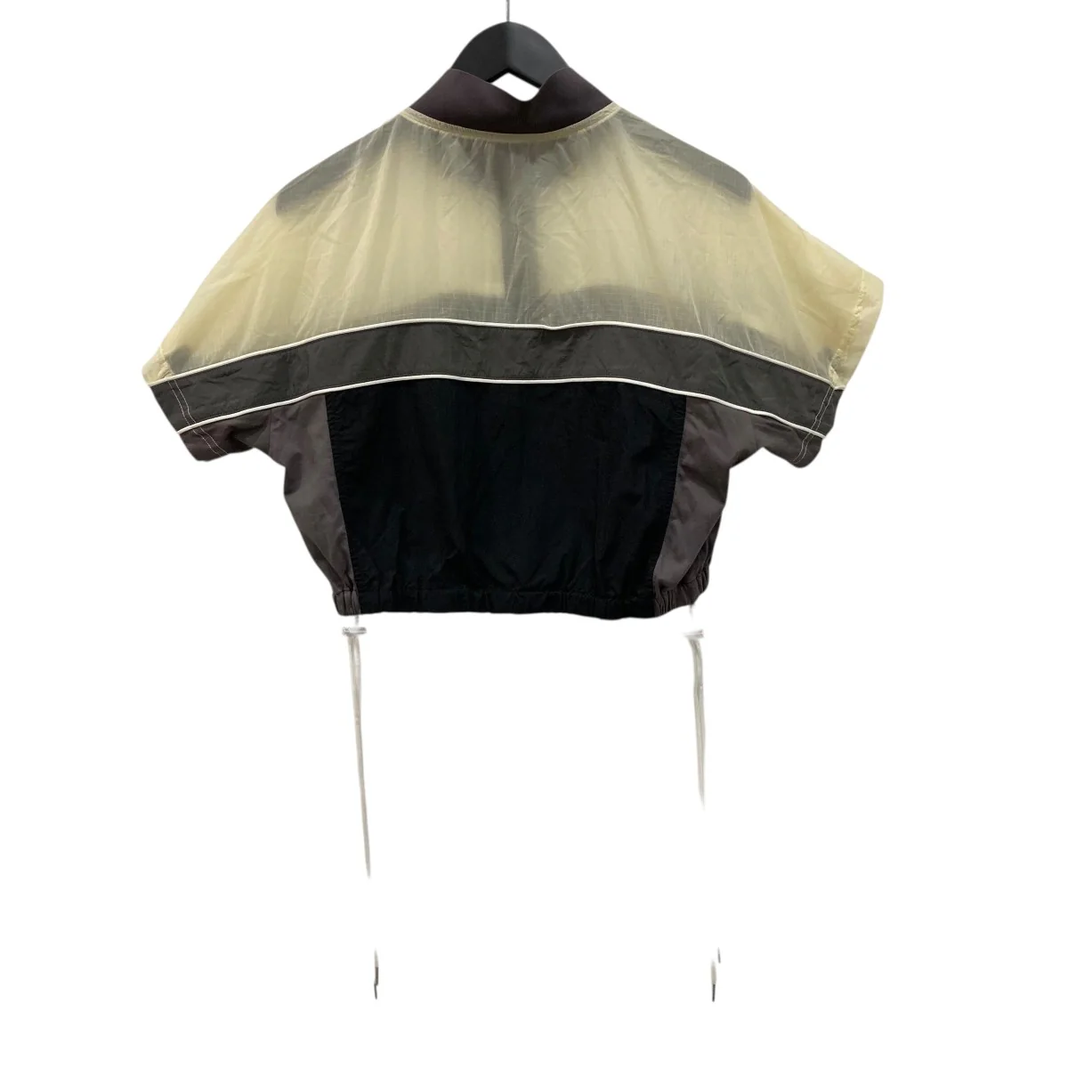 Half Sleeve Topsシアージャケット - Image 3