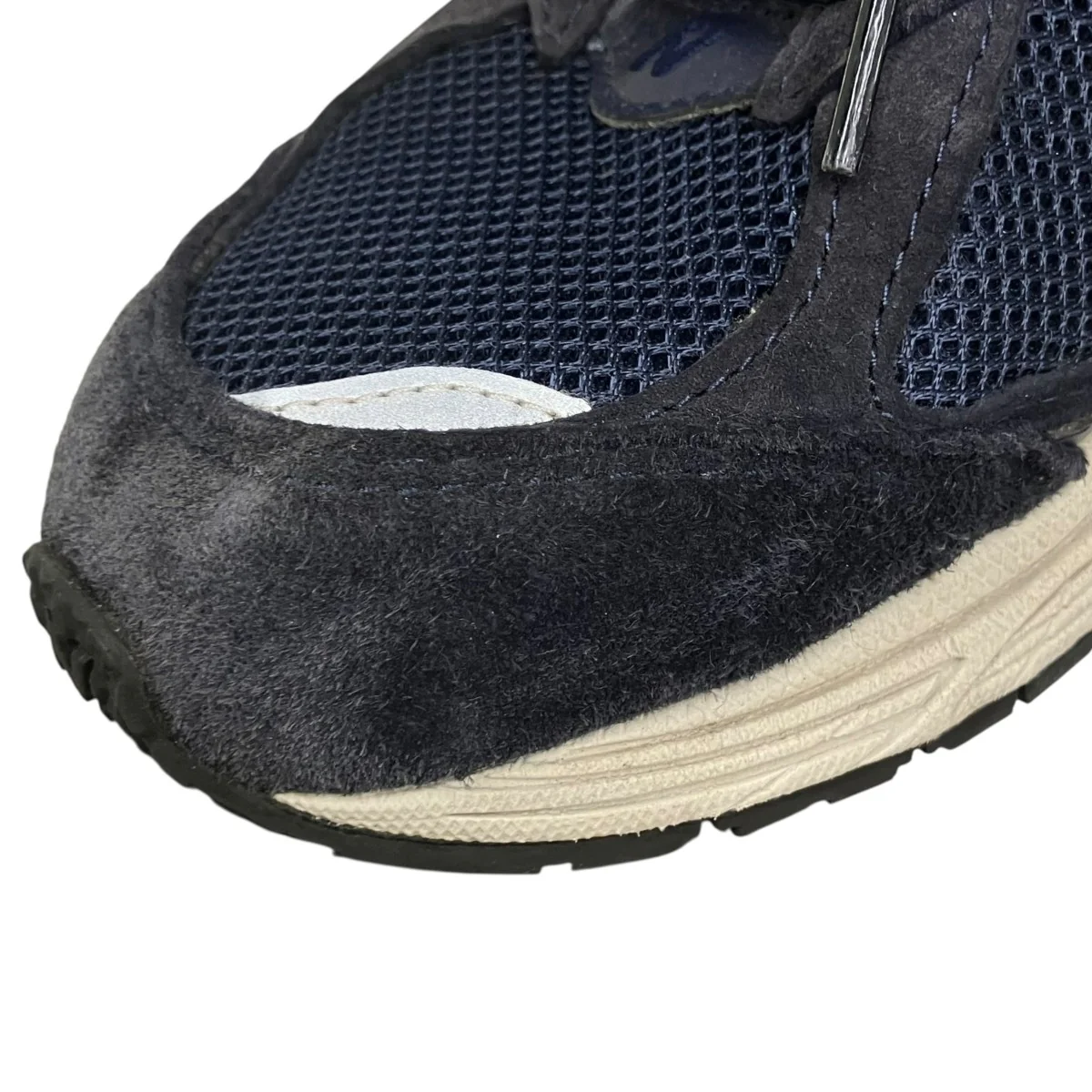 スニーカーML2002RD - Image 8