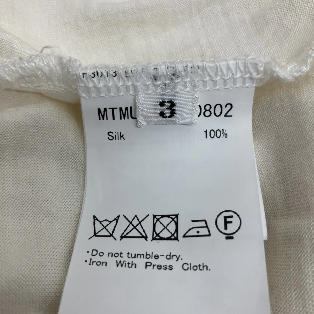 VネックカットソーMTMU3103-0802 - Image 4