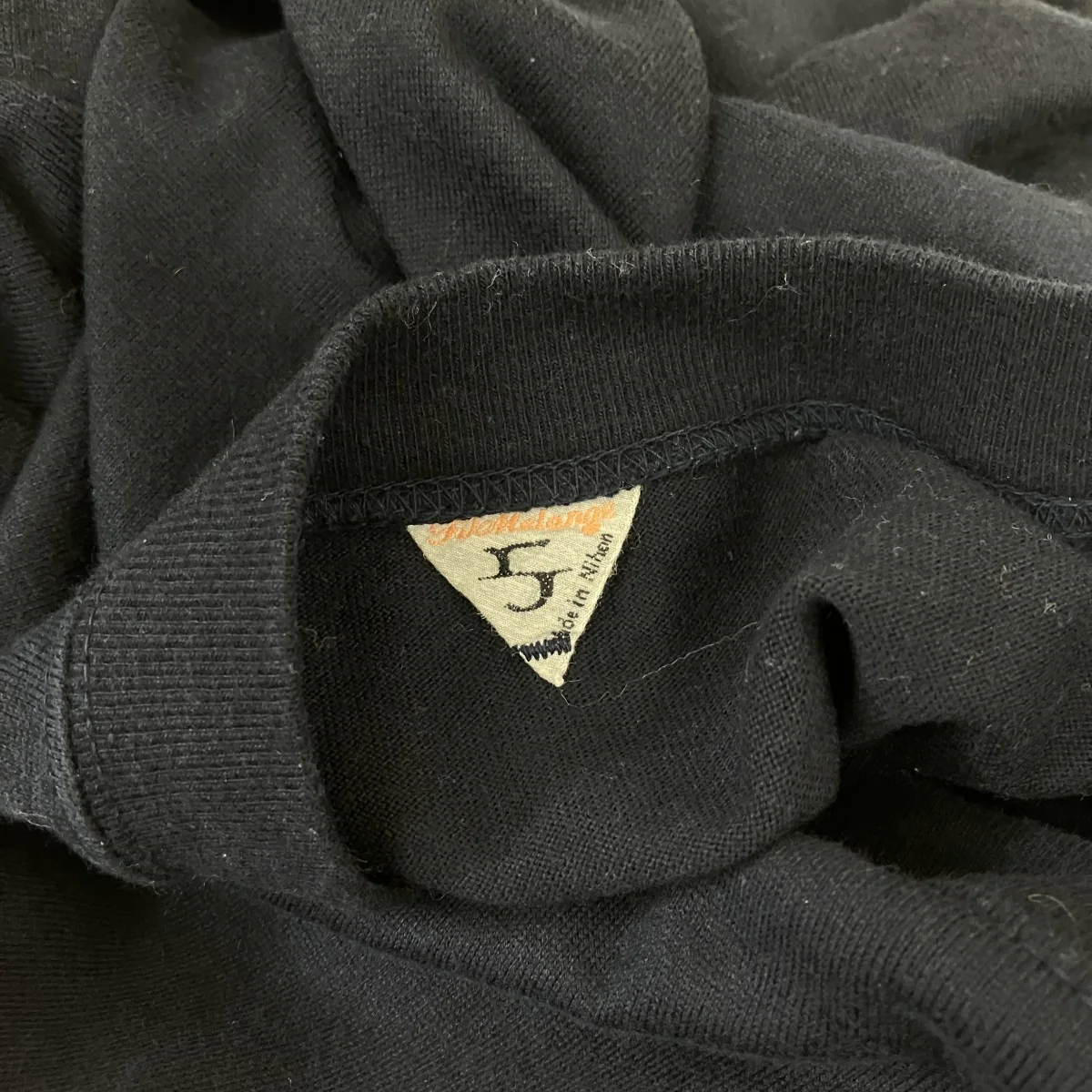 CHRISTYロングスリーブTシャツ - Image 5