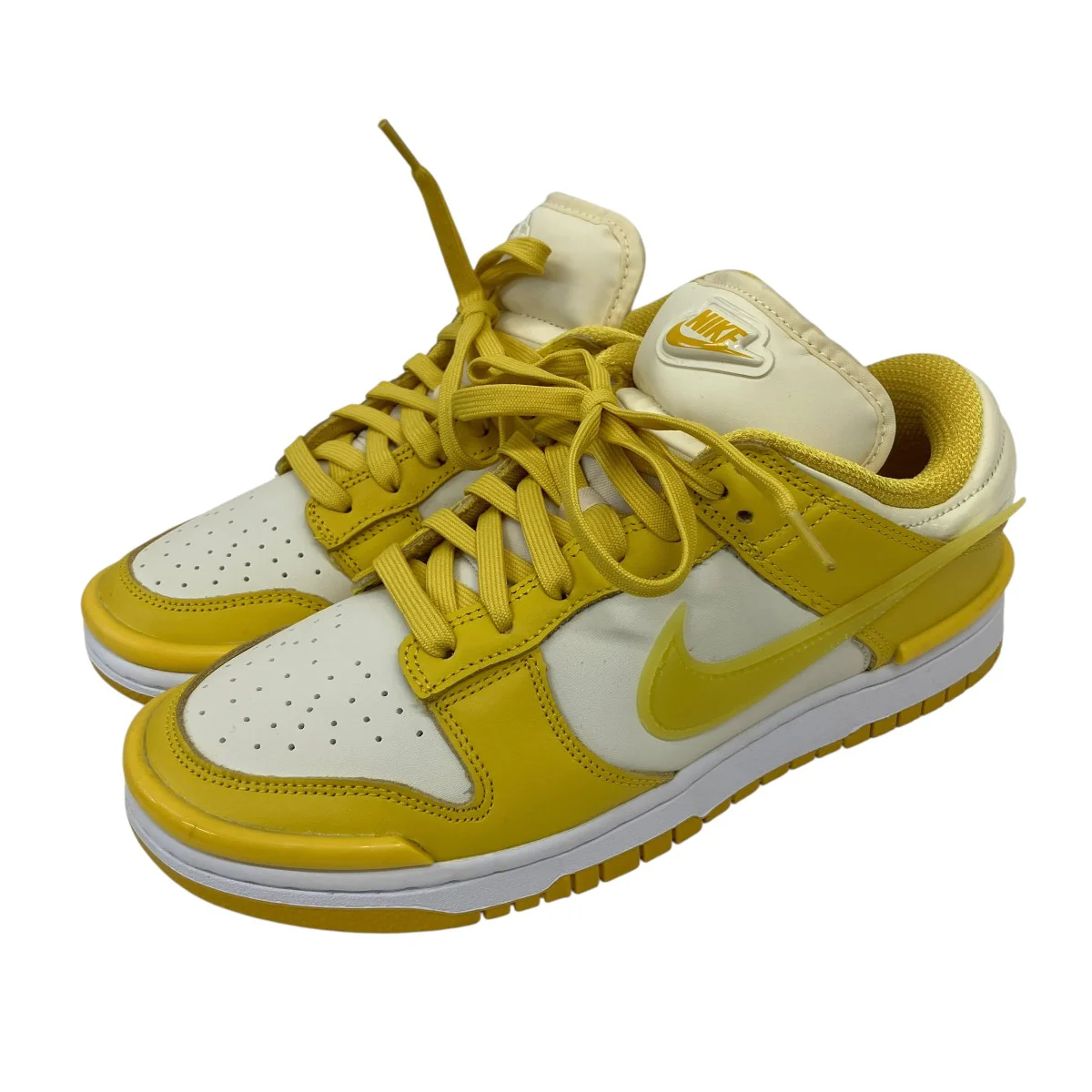 Women’s Dunk Low Twist Coconut Milk Vivid Sulfur WhiteローカットスニーカーDZ2794-100