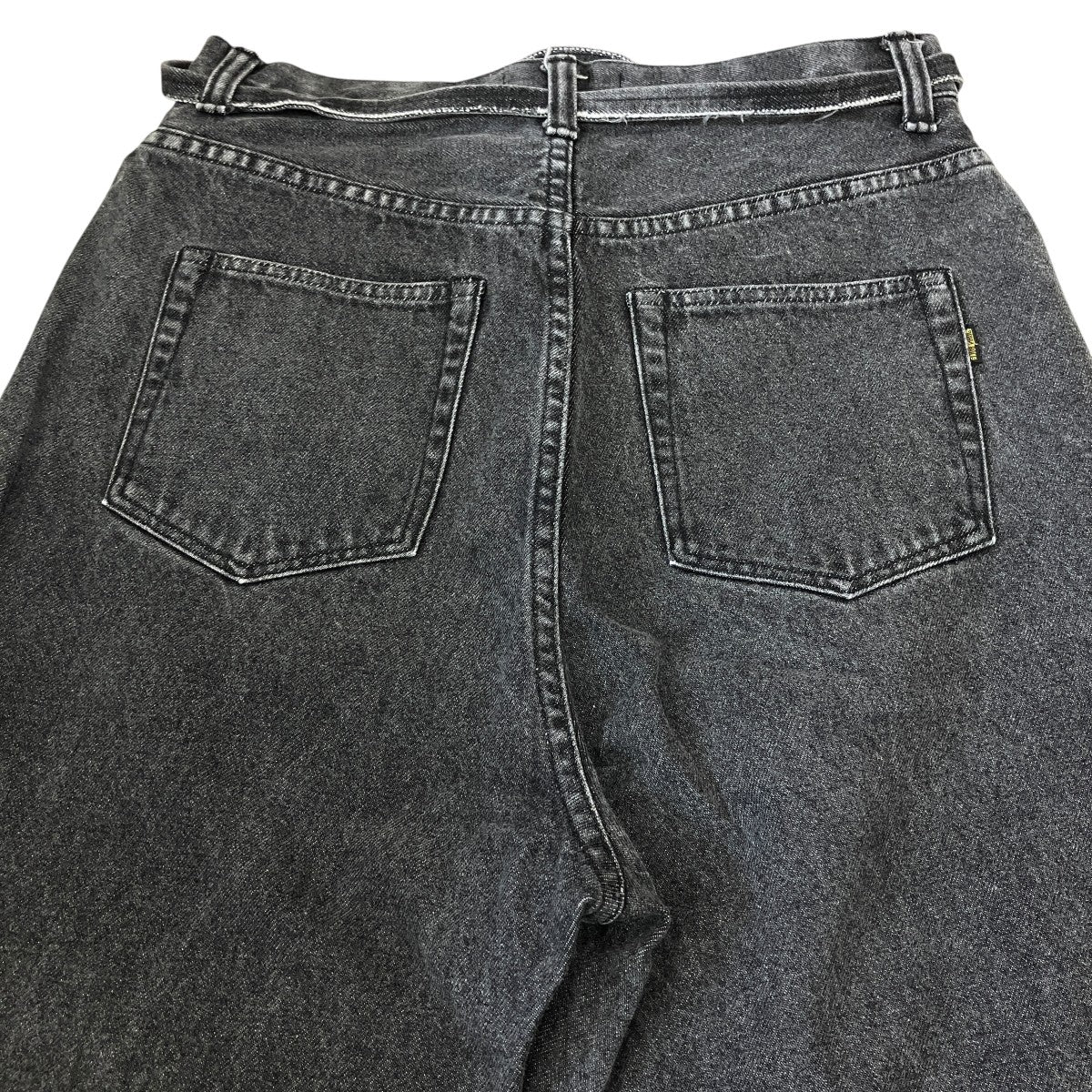 ベルテッドデニムパンツ - Image 4