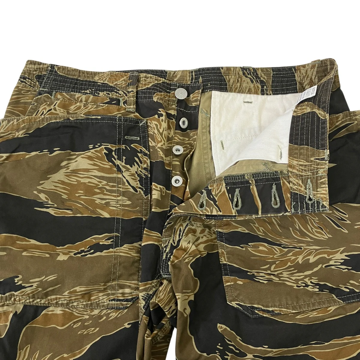 タイガーカモショートパンツ - Image 3