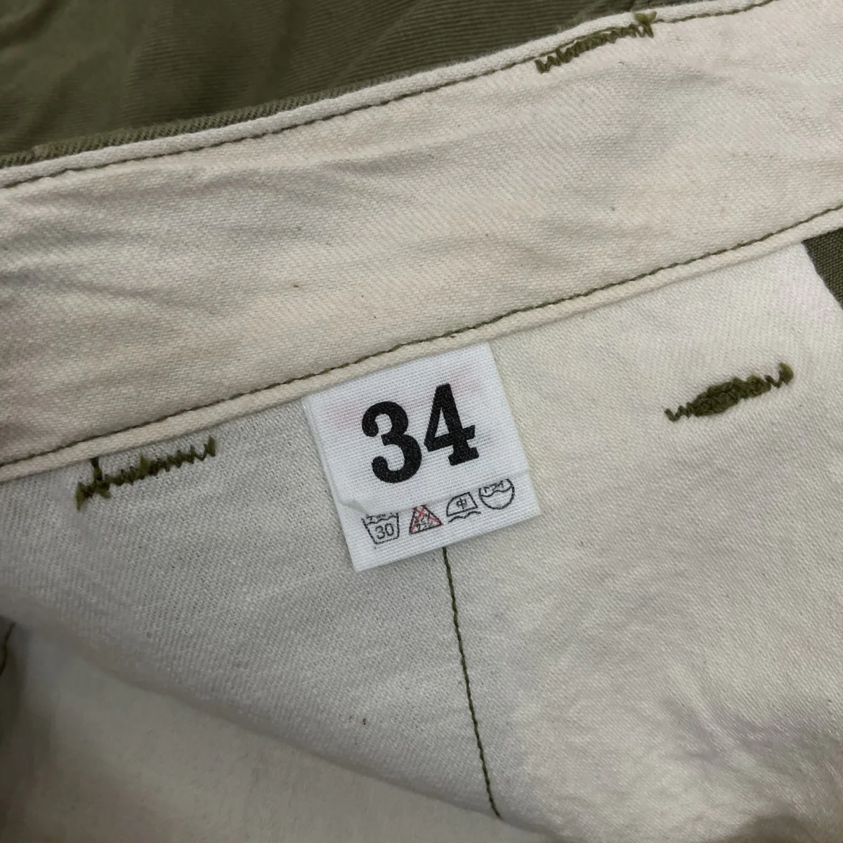 チノパンツ - Image 5