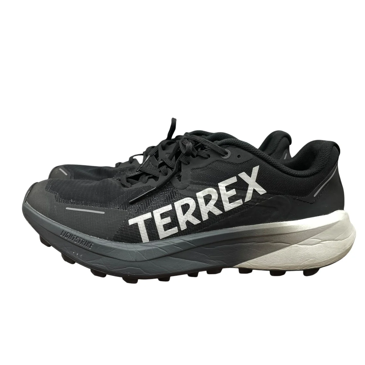 TERREX AGRAVIC 3スニーカーID0343 - Image 3