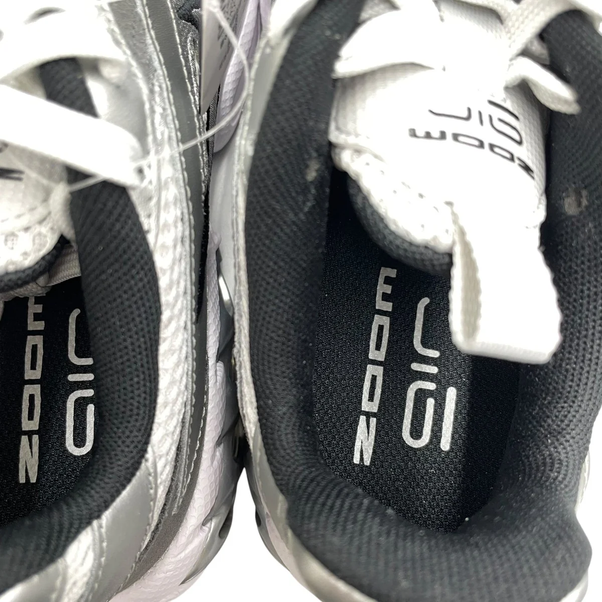 Zoom Air FireスニーカーDR7852-001 - Image 5