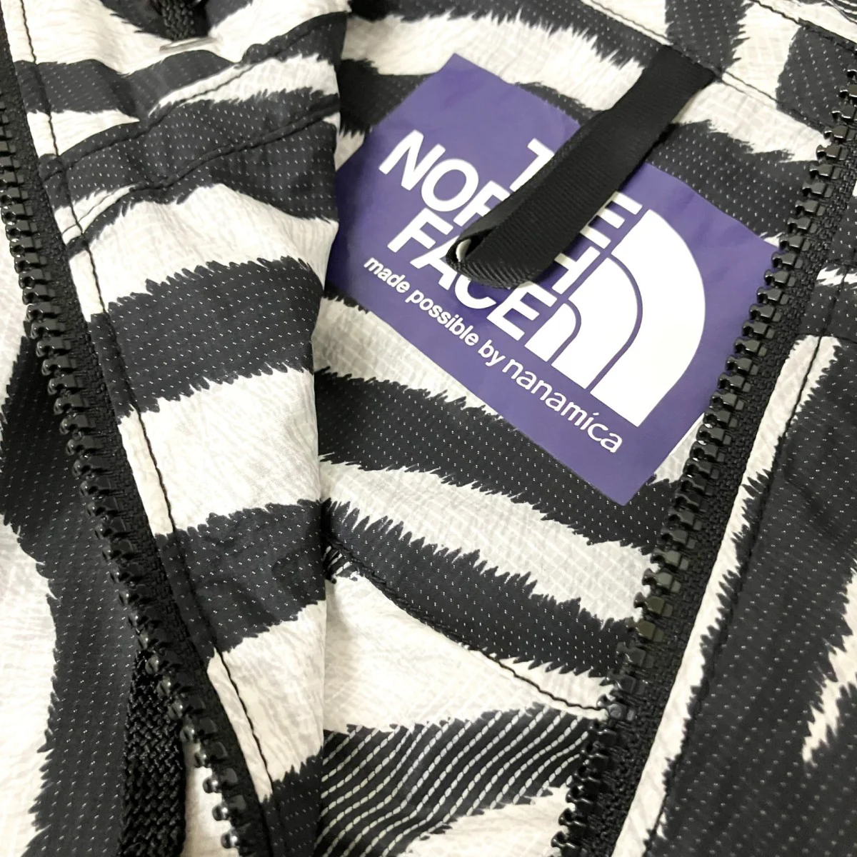 PERTEX Zebra Print Mountain Wind ParkaアノラックパーカーNP2009N - Image 4