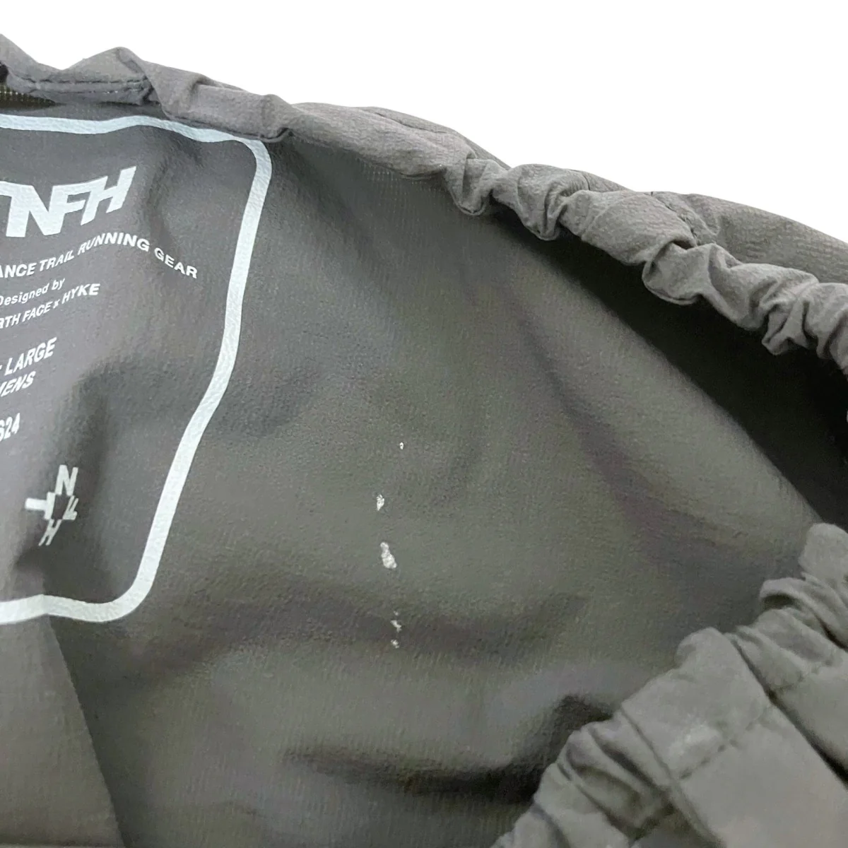 Trail Wind Crew長袖カットソーNPW244HK - Image 5