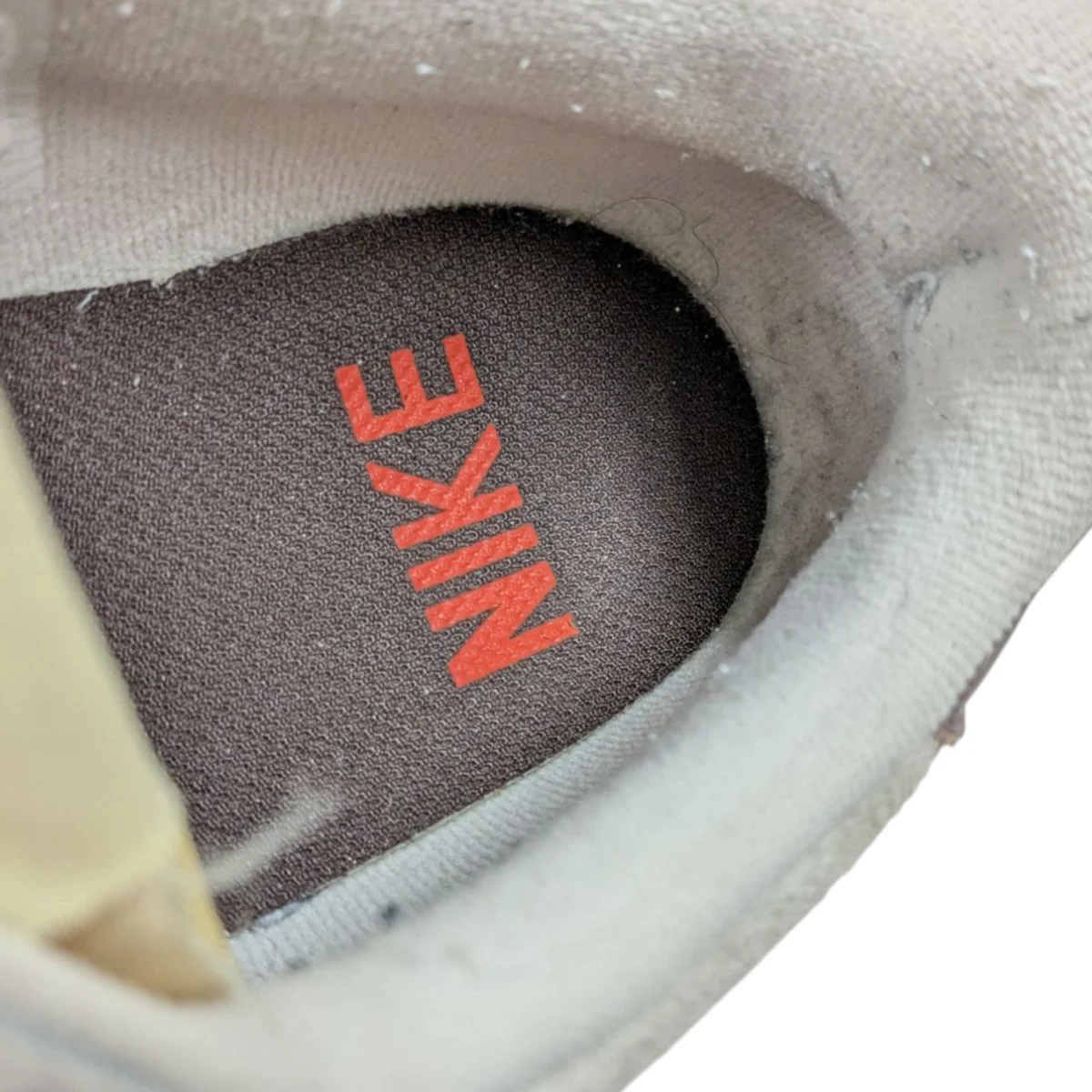 Nike Women’s Cortez Orewood Brown and Earth ローカットスニーカー - Image 6