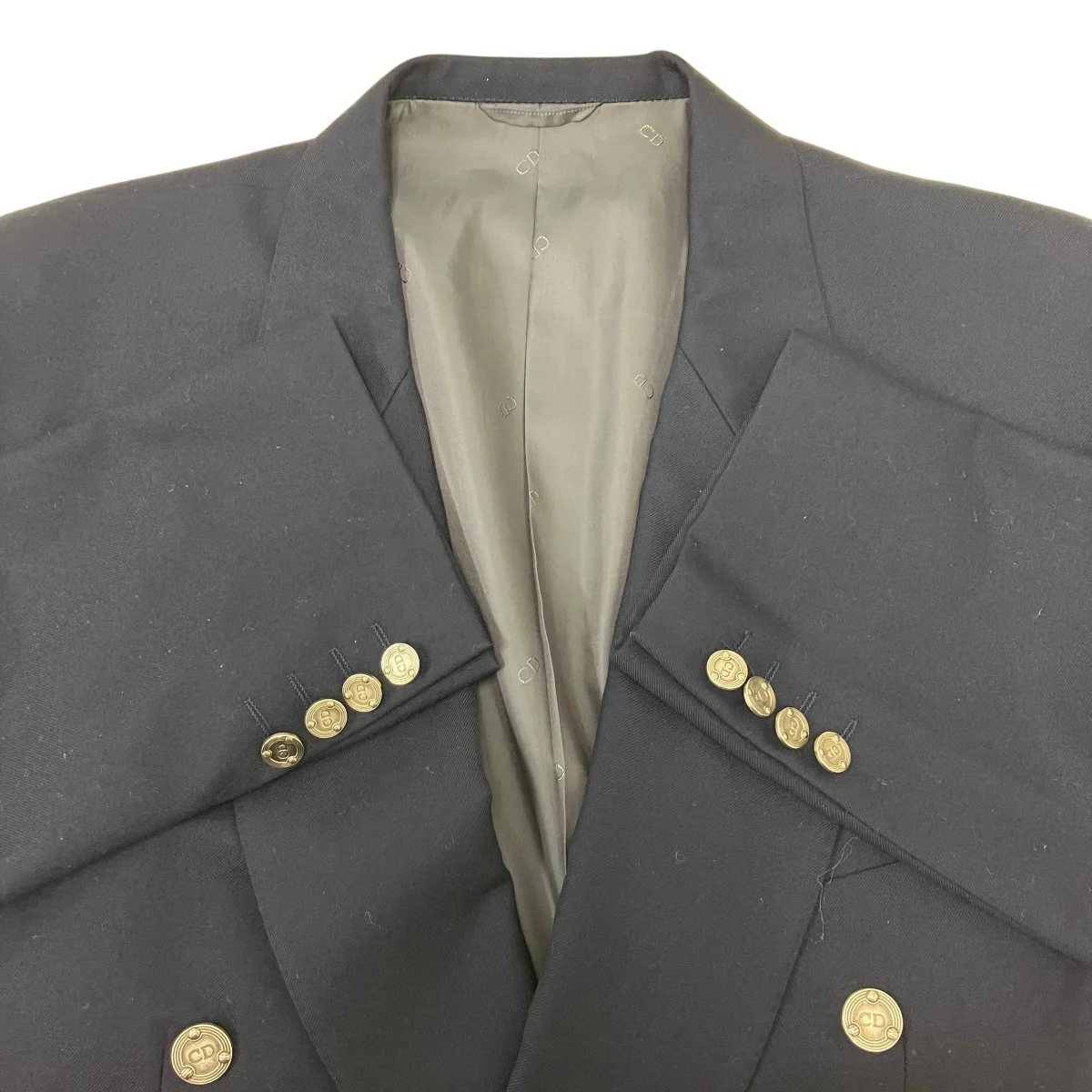 スーツ - Image 3