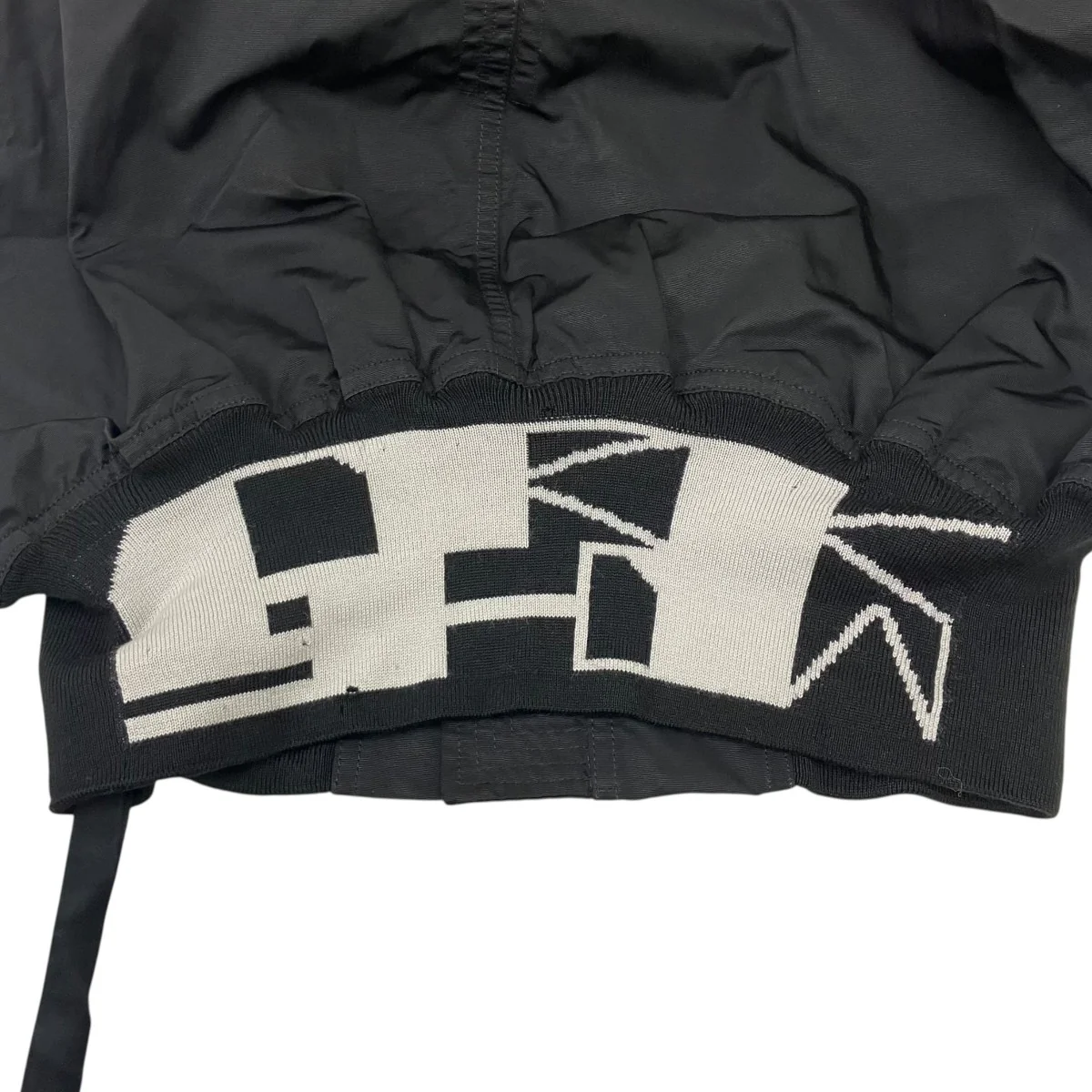 ノースリーブボンバージャケット - Image 8