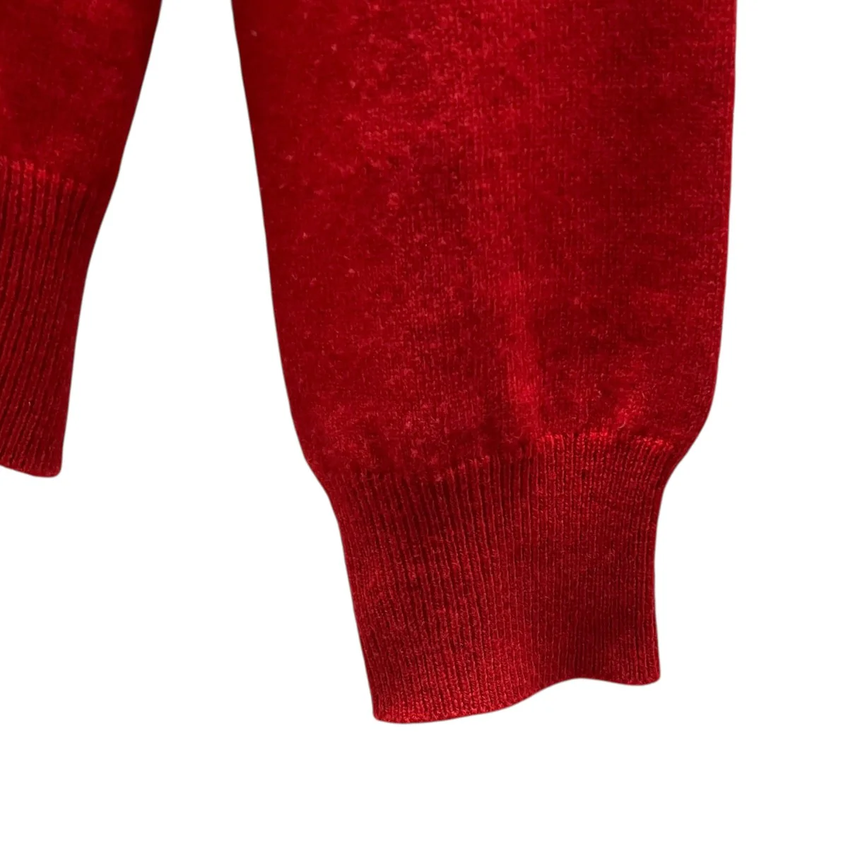 V-Neck Cardigan With Twin Red Medium Emblem Red X Burgundy ニットカーディガン - Image 4