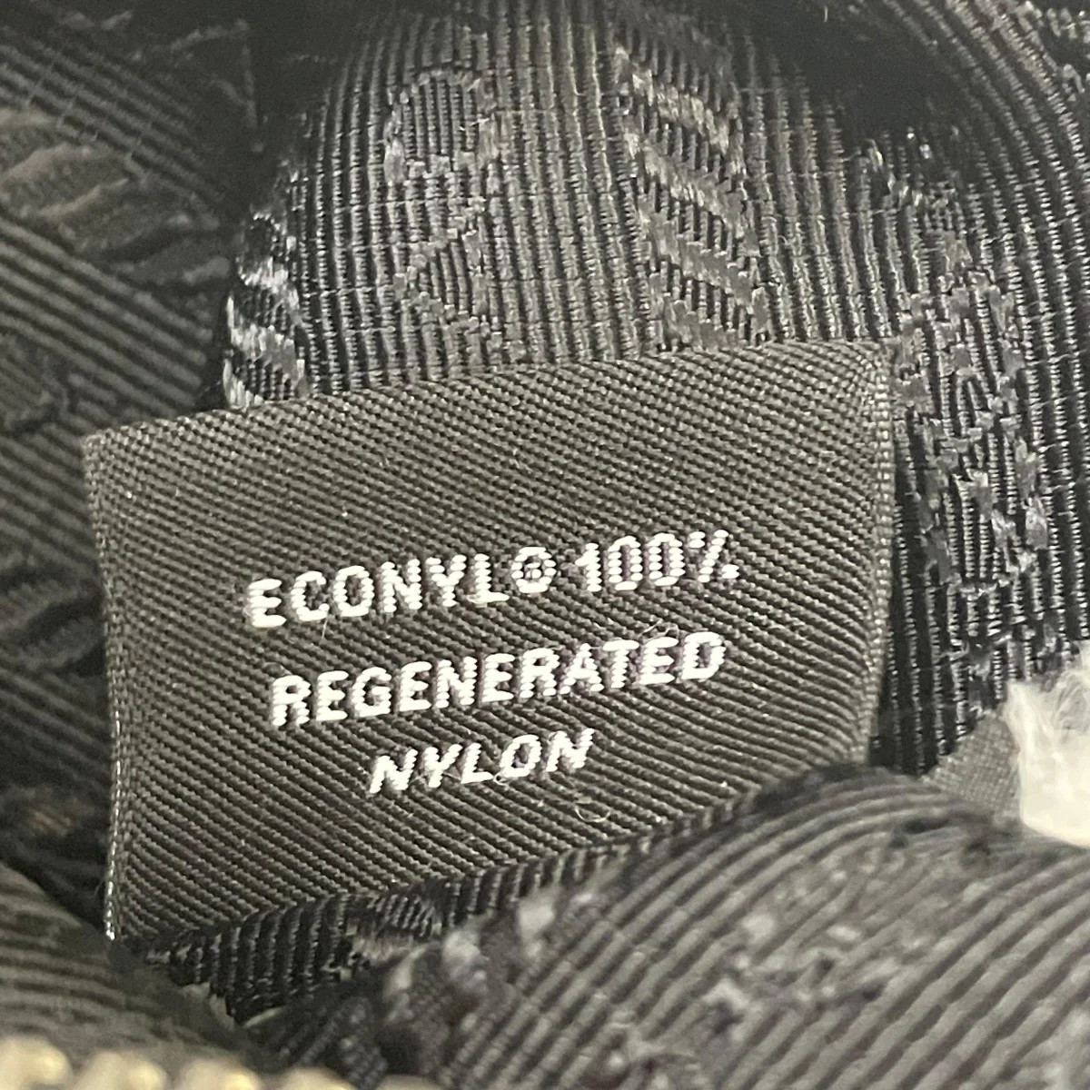 【Re-Edition 2005 Re-Nylon】ナイロンショルダーバッグ - Image 9