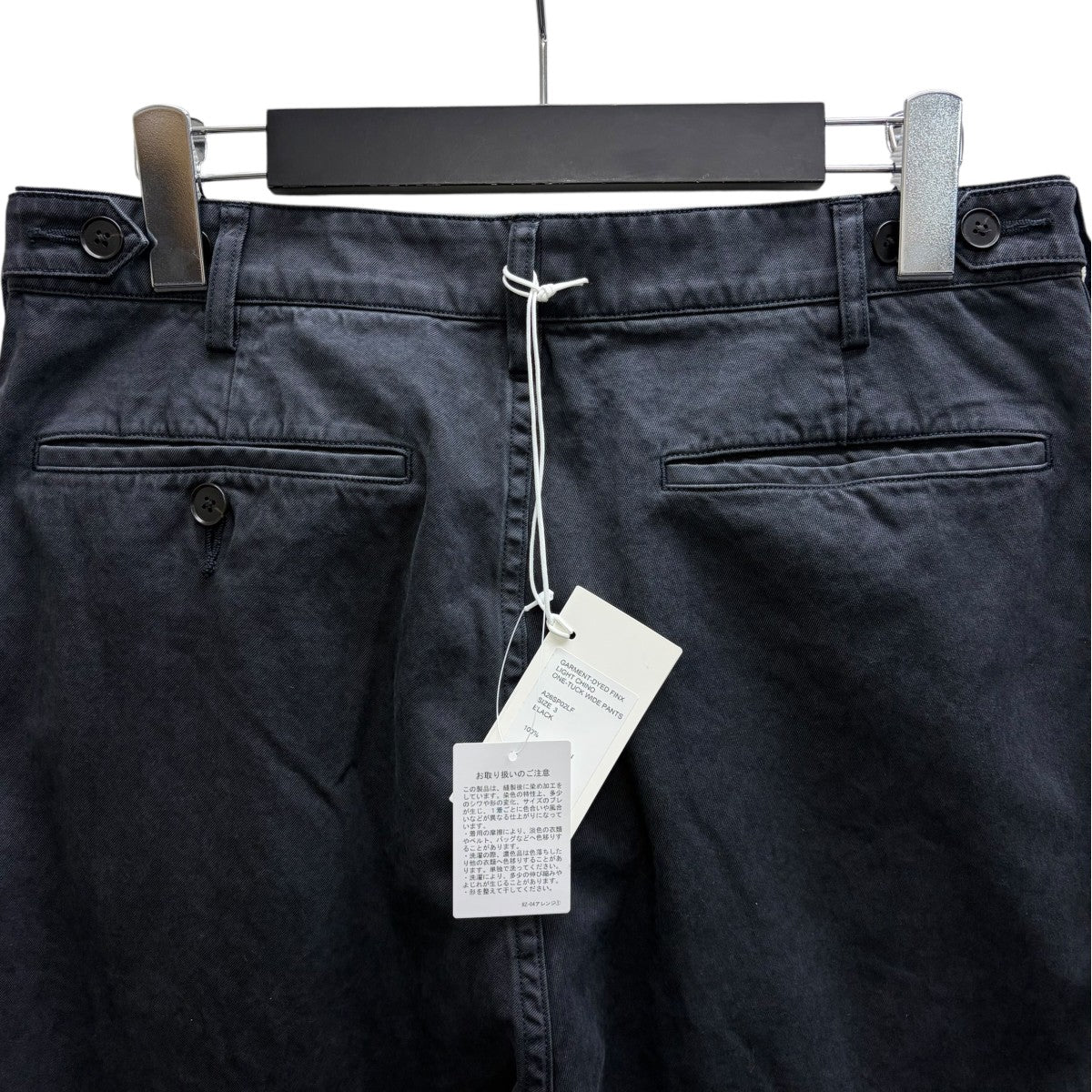 26SS GARMENT-DYED FINX LIGHT CHINO ONE-TUCK WIDE PANTS チノワイドパンツ - Image 4