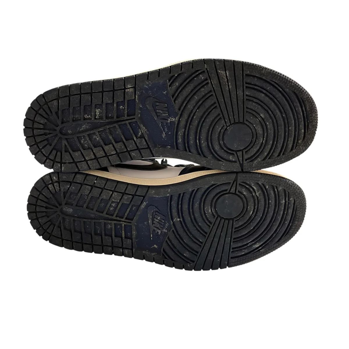 Air Jordan 1 Retro HighハイカットスニーカーDZ5485 401 - Image 5