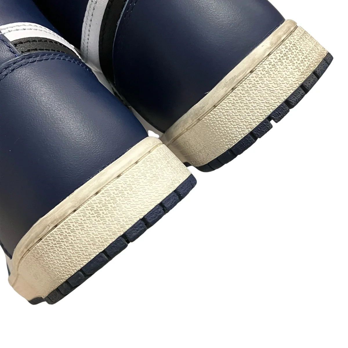 Air Jordan 1 Retro HighハイカットスニーカーDZ5485 401 - Image 6