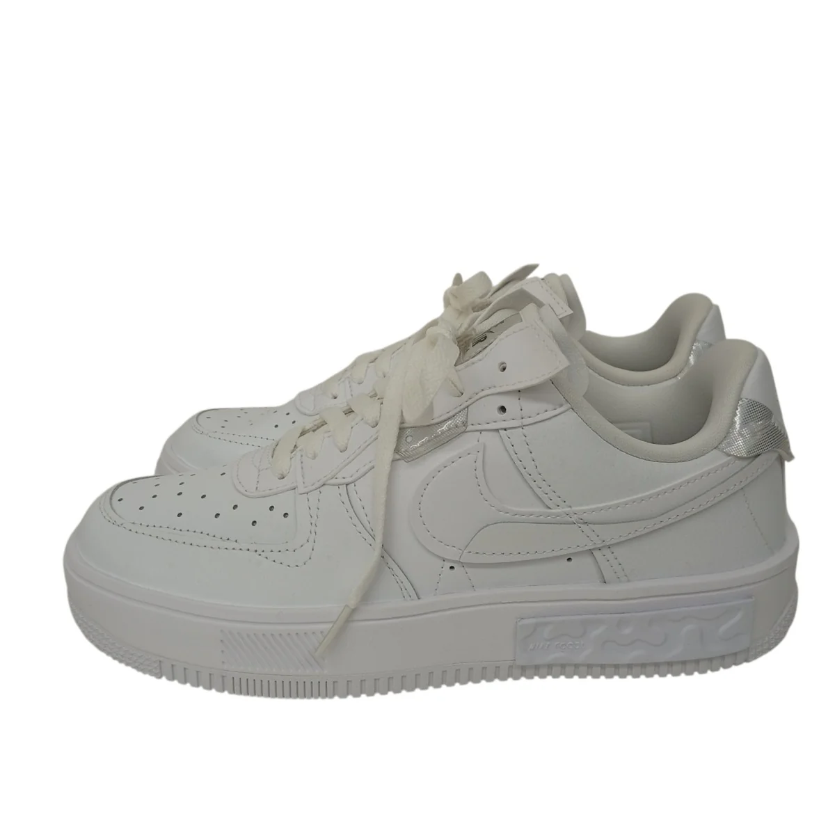 AIR FORCE 1 FONTANKAスニーカーDQ5021-100 - Image 3