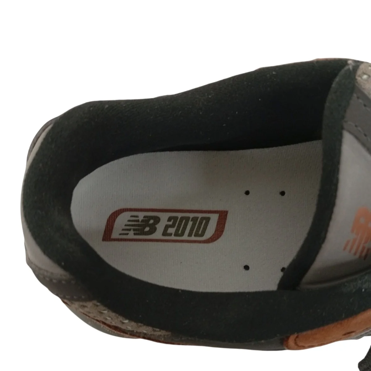 スニーカーU2010ANV - Image 6