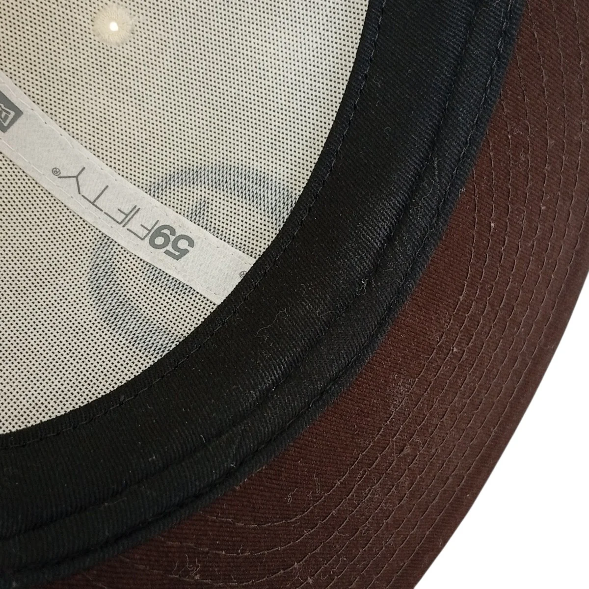 Diaspora skateboardsキャップ - Image 6