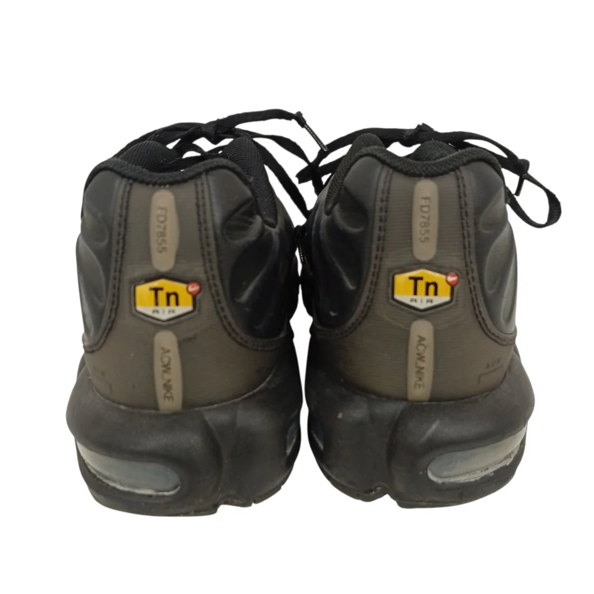 A-COLD-WALL × Nike Air Max Plus OnyxスニーカーFD7855-001 - Image 4