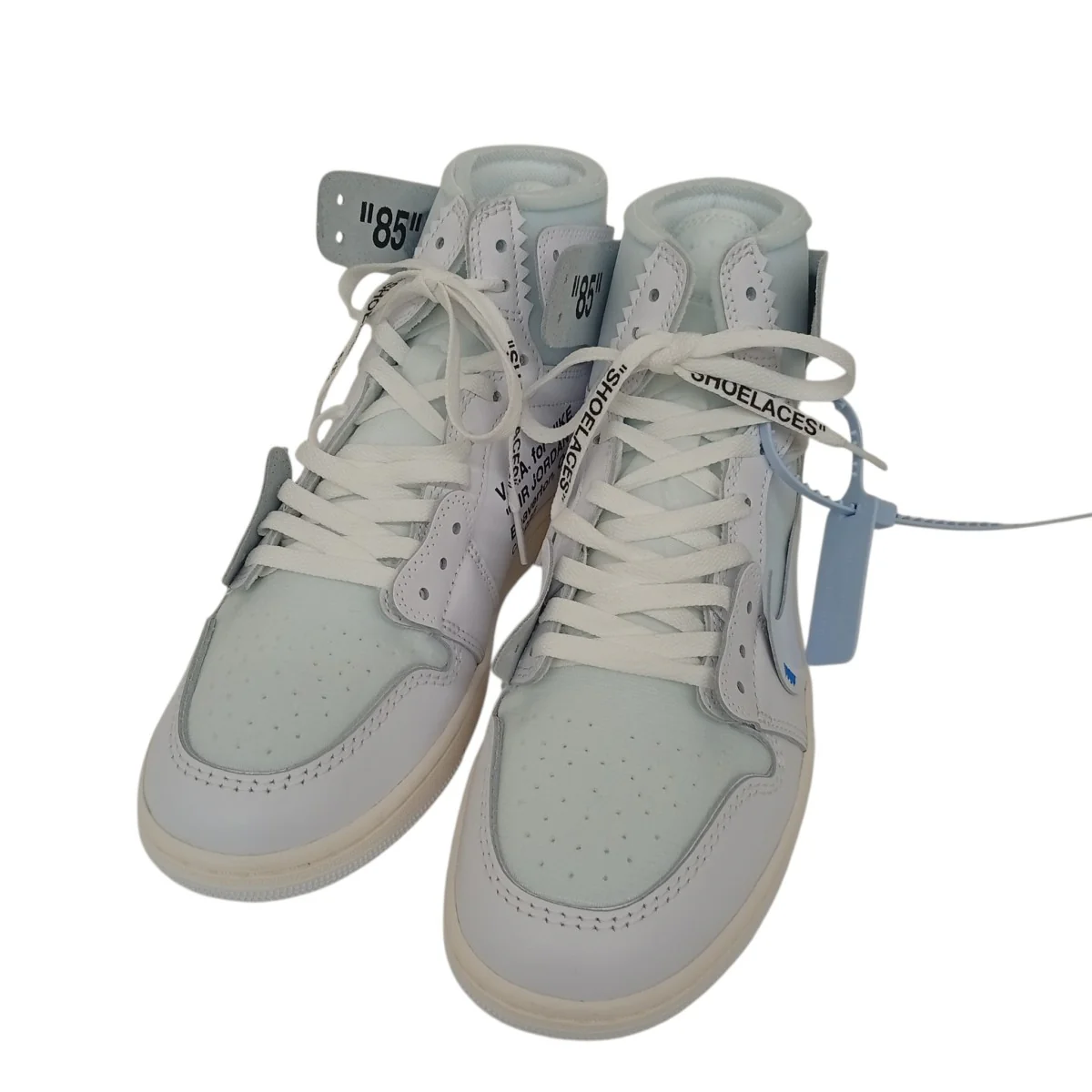 Air Jordan 1 Retro High OG AlaskaスニーカーAA3834-100