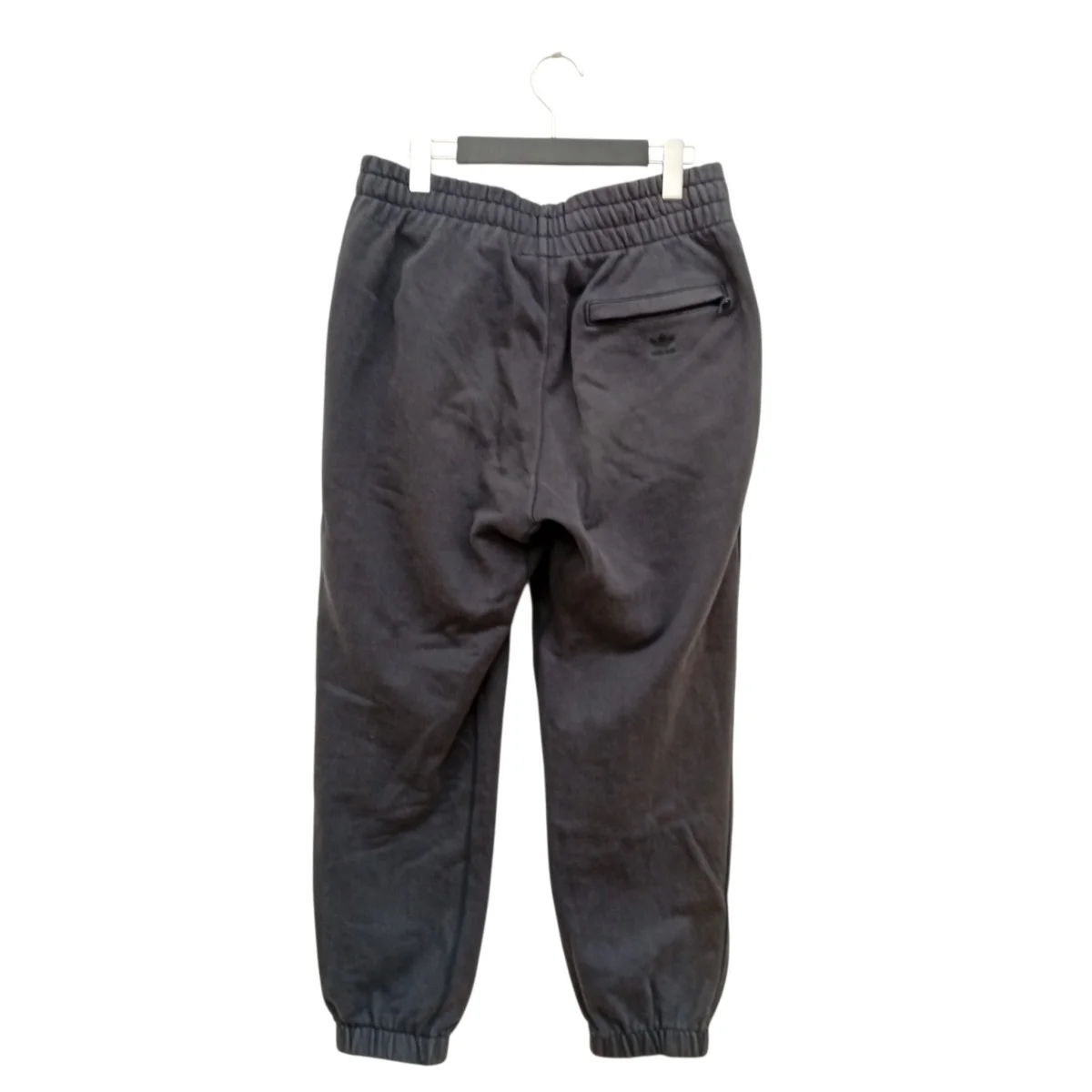 Pharrell WilliamsスウェットパンツHS4845 - Image 2