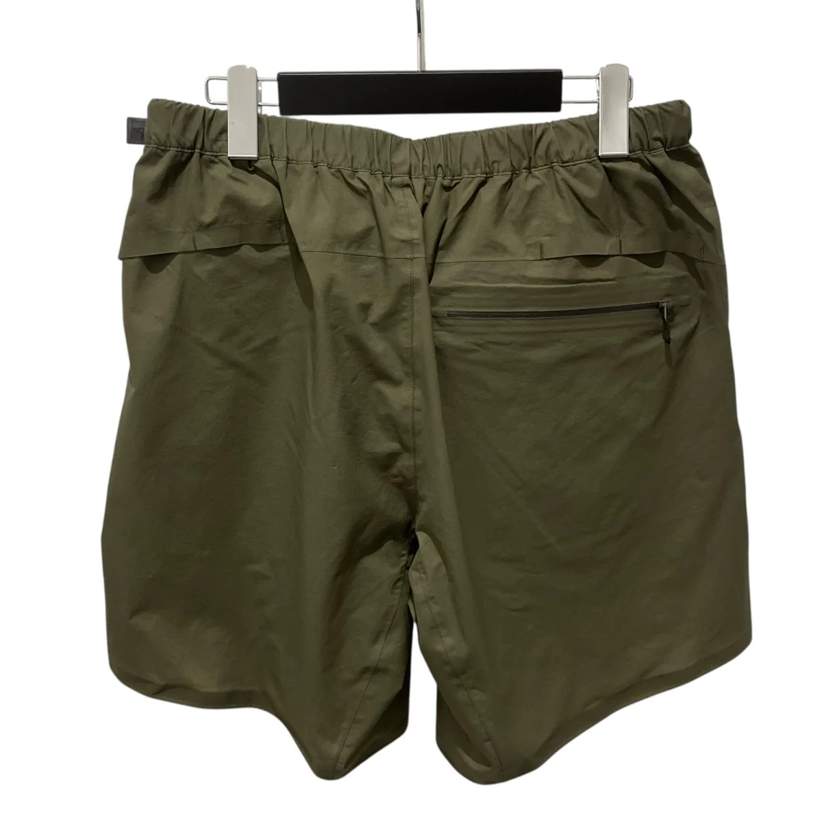 NP12212 Tapt Rain Shortショートパンツ - Image 2