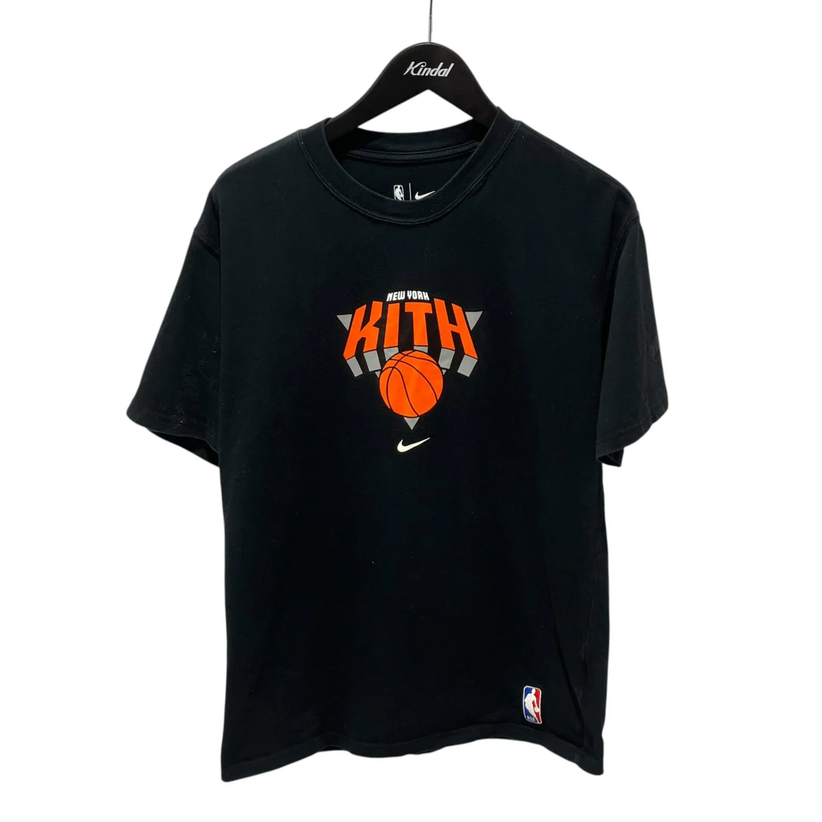 ‘New York Knicks’ TeeTシャツDA1628-010