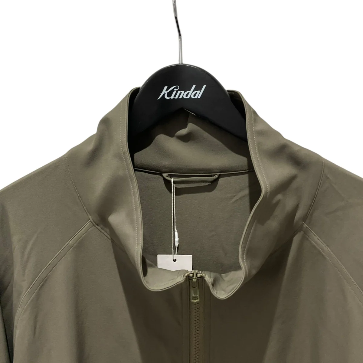 ジャケットD24SS-05001 COMFORTABLE SOFTSHELL TRACK JACKET - Image 3