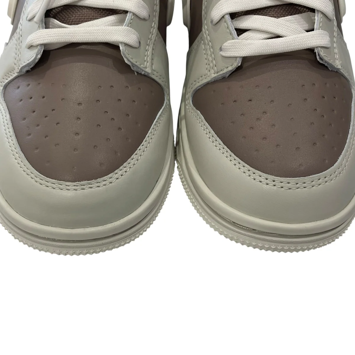 Dunk Low GORE-TEX Light BoneスニーカーHQ2053-002 - Image 3