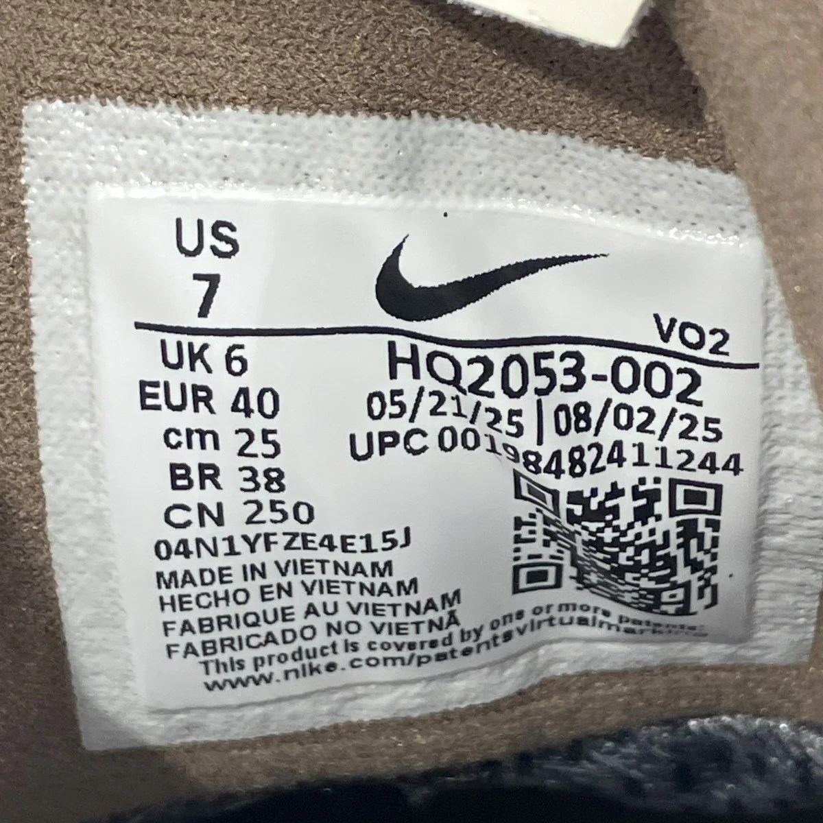 Dunk Low GORE-TEX Light BoneスニーカーHQ2053-002 - Image 7